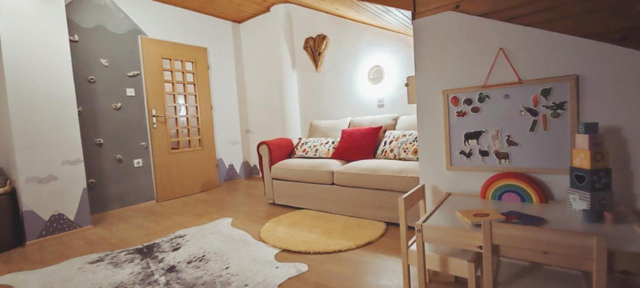 Fox Family Apartment Kranjska Gora Esterno foto